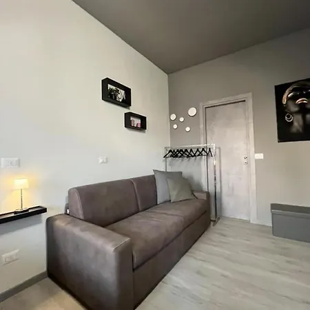 Apartment Sleep & Fly Bgy Airport-station *