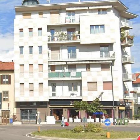 Apartment Sleep & Fly Bgy Airport-station